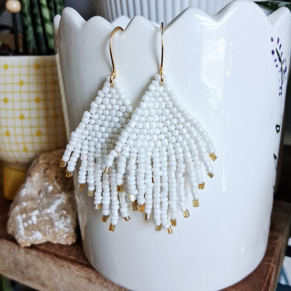 BOGO EARRINGS White and gold beaded fringe dangle earrings, 2.75"